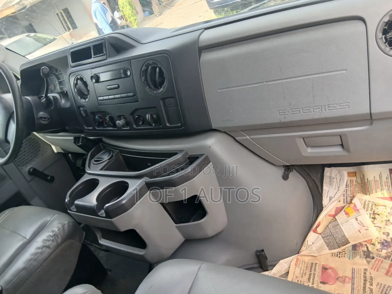 Ford E350 2010 White