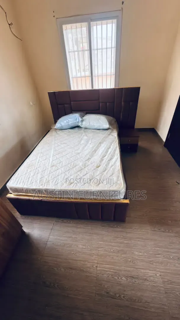 (Brown Gold) 41⁄2 by 6 Bedframe