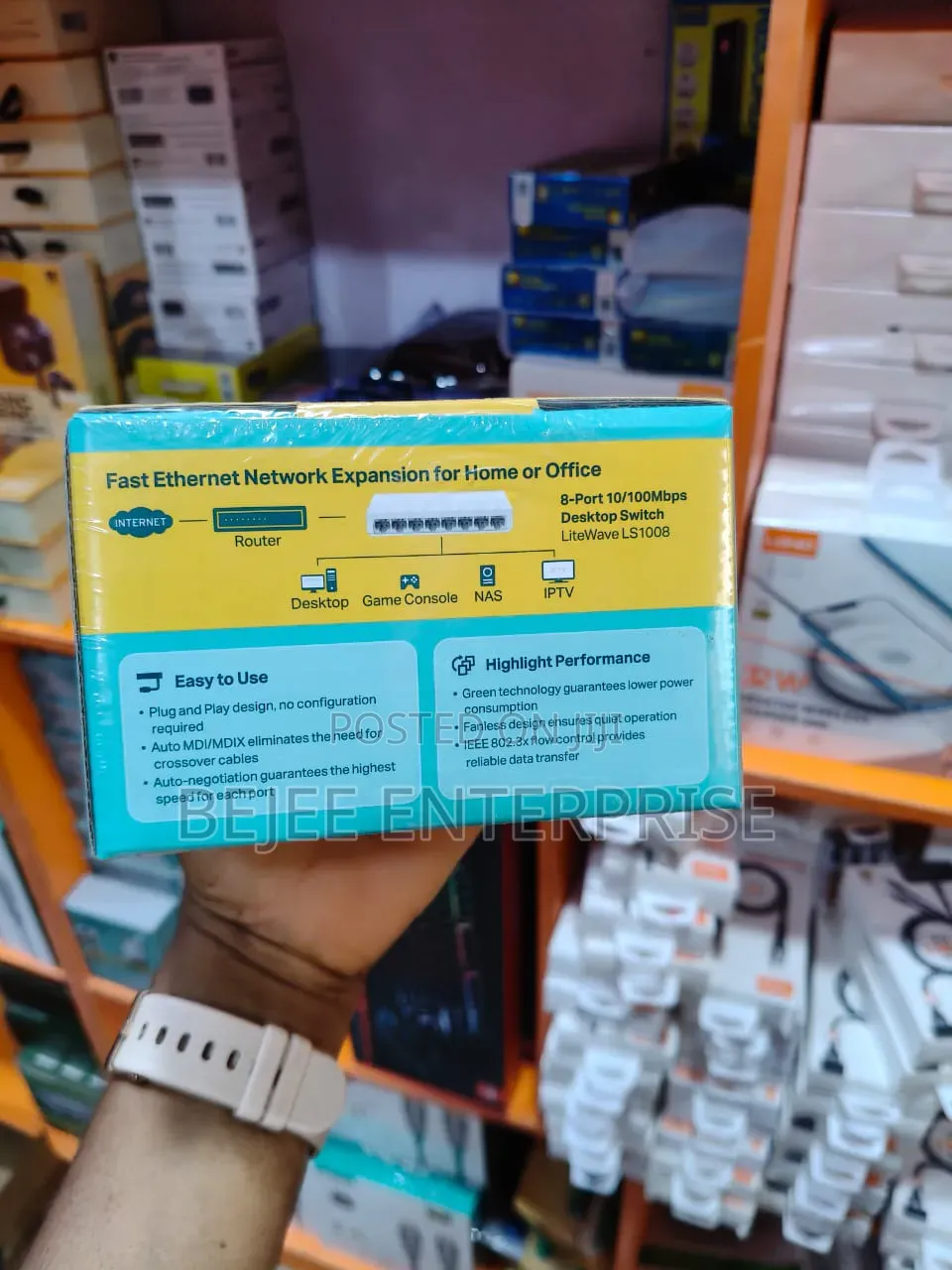TP- Link 8 Port 10/100 MBPS Desktop Switch LS 1008