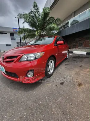 Toyota Corolla 2013 Red