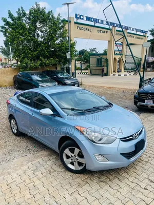 Hyundai Elantra 2015 Silver