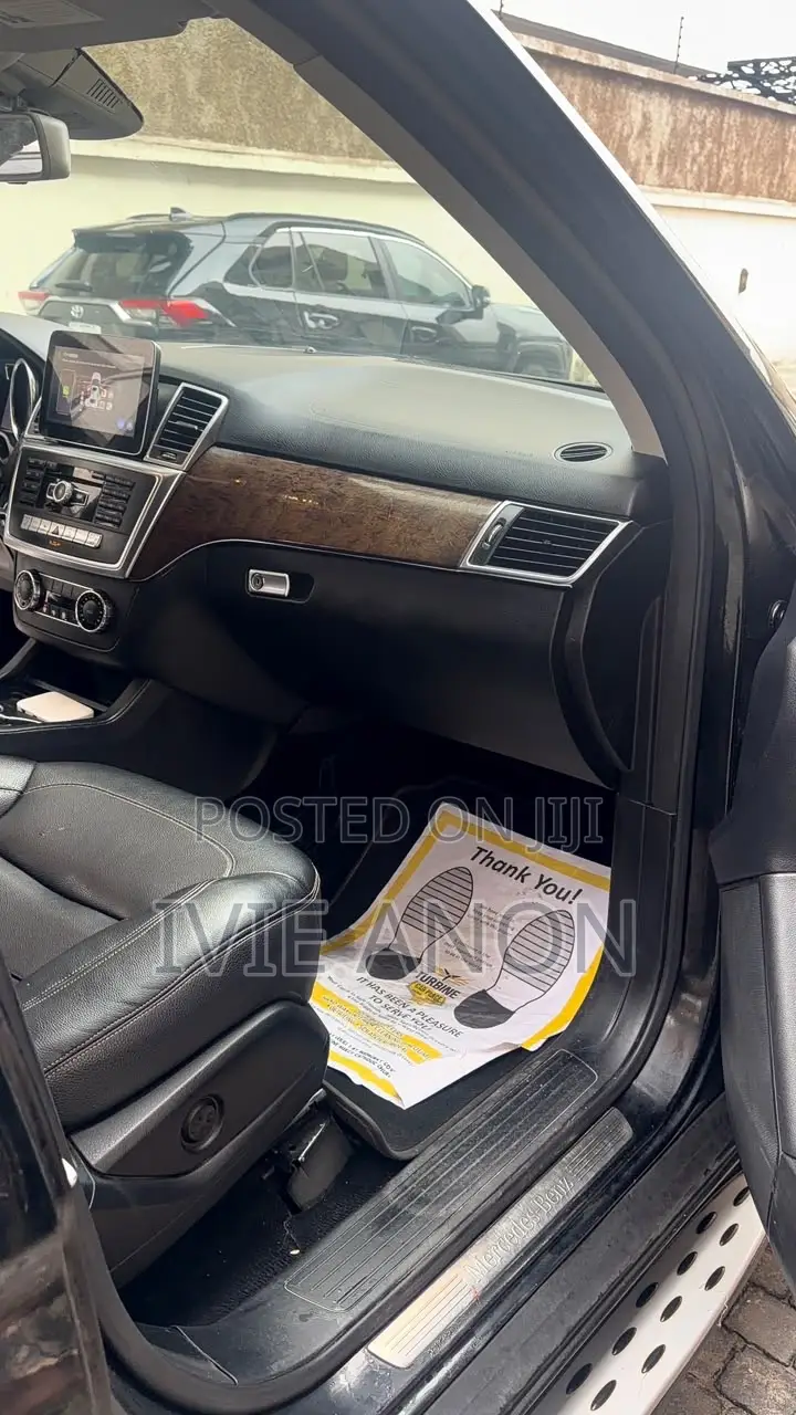 Mercedes-Benz M Class ML 350 4Matic 2012 Black