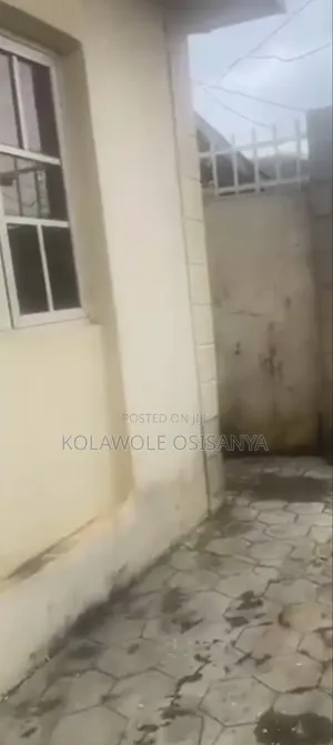 3bdrm Bungalow in Abaranje for sale