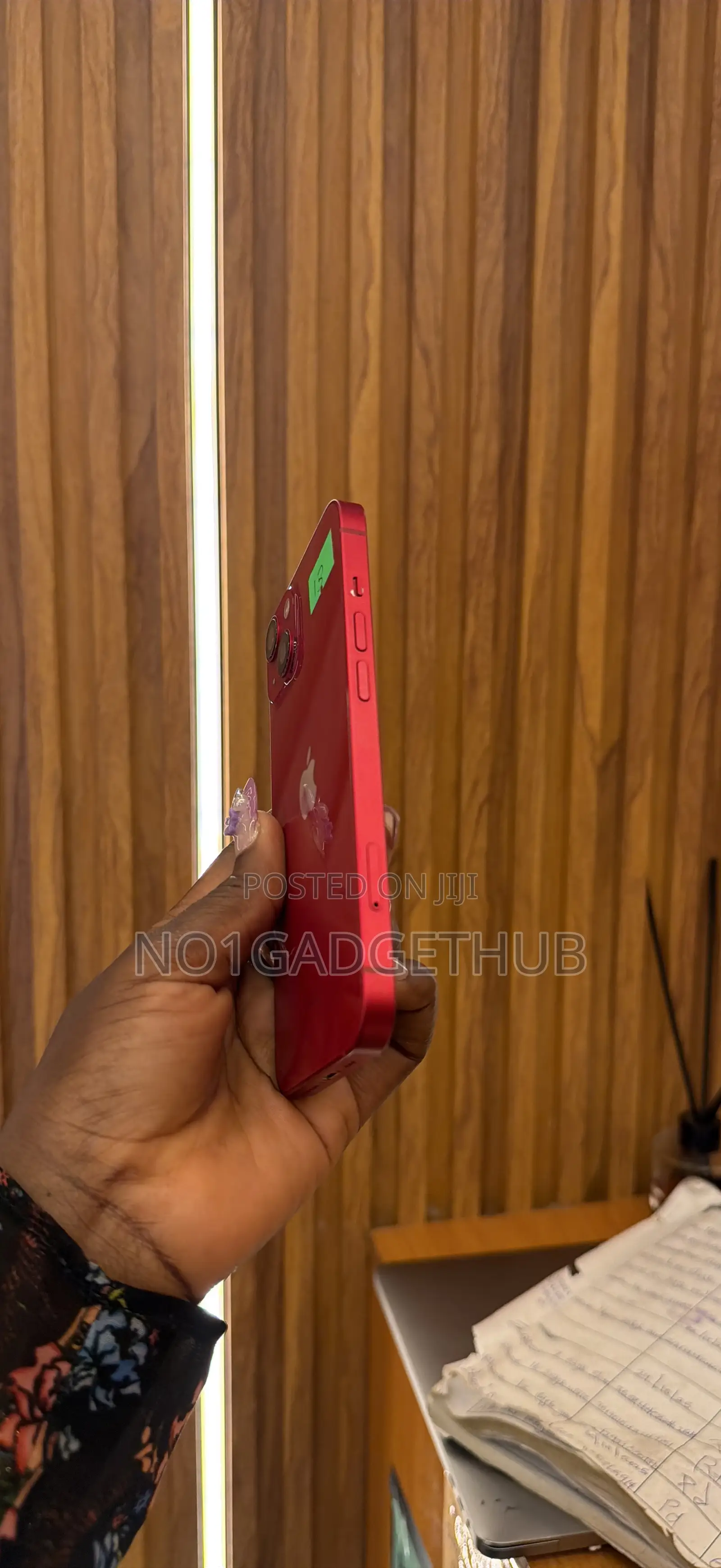 Apple iPhone 13 128 GB Red