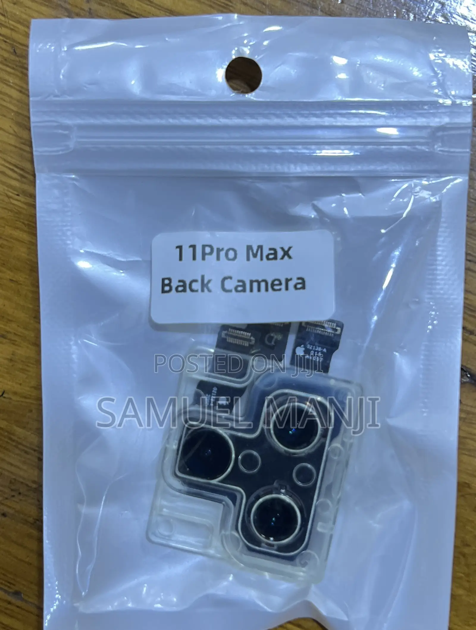iPhones Camera Front and Back Available