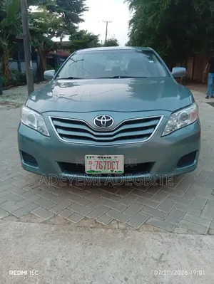 Toyota Camry 2010 Green