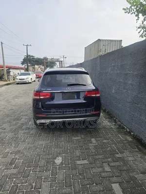 Mercedes-Benz GLC-Class 2017 Blue