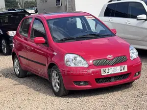 Toyota Yaris 2003 Red