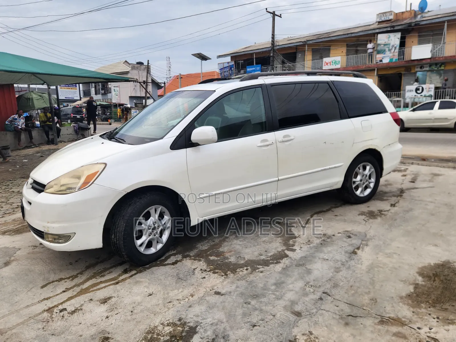 Toyota Sienna 2004 White