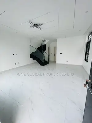 5bdrm Duplex in Ajah for sale