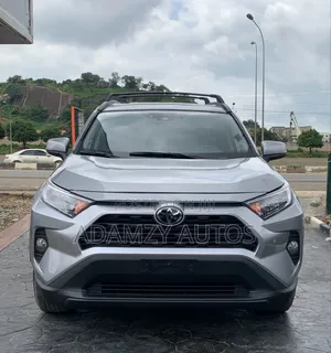 Toyota RAV4 2022 Gray