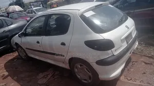 Peugeot 206 2004 White
