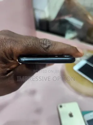 Apple iPhone 7 128 GB Black