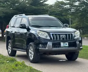 Toyota Land Cruiser Prado 2013 Black