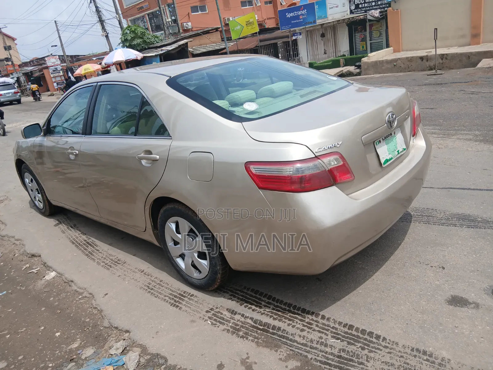 Toyota Camry 2008 Gold