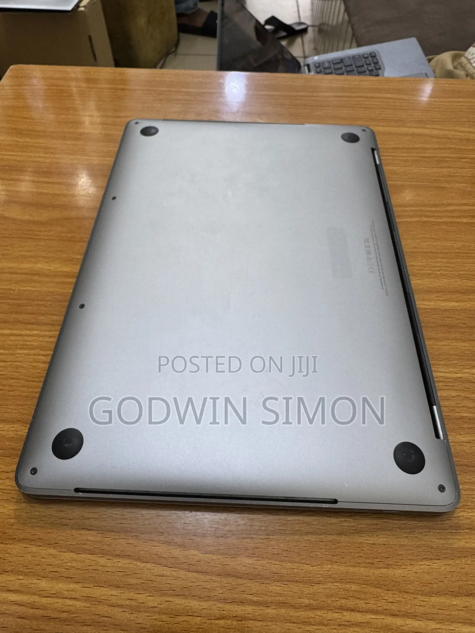 Laptop Apple MacBook Pro 2017 16GB Intel Core i5 SSD 256GB
