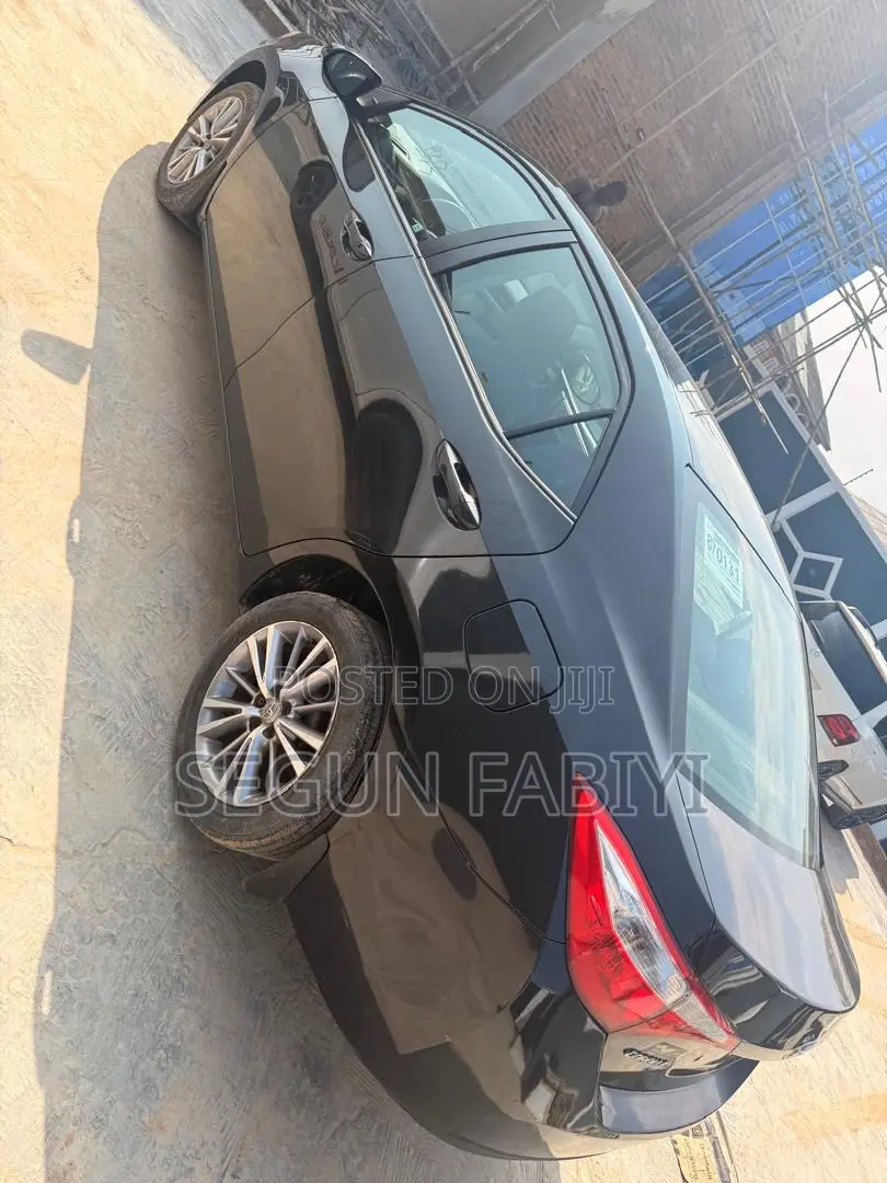 Toyota Corolla 2015 Black
