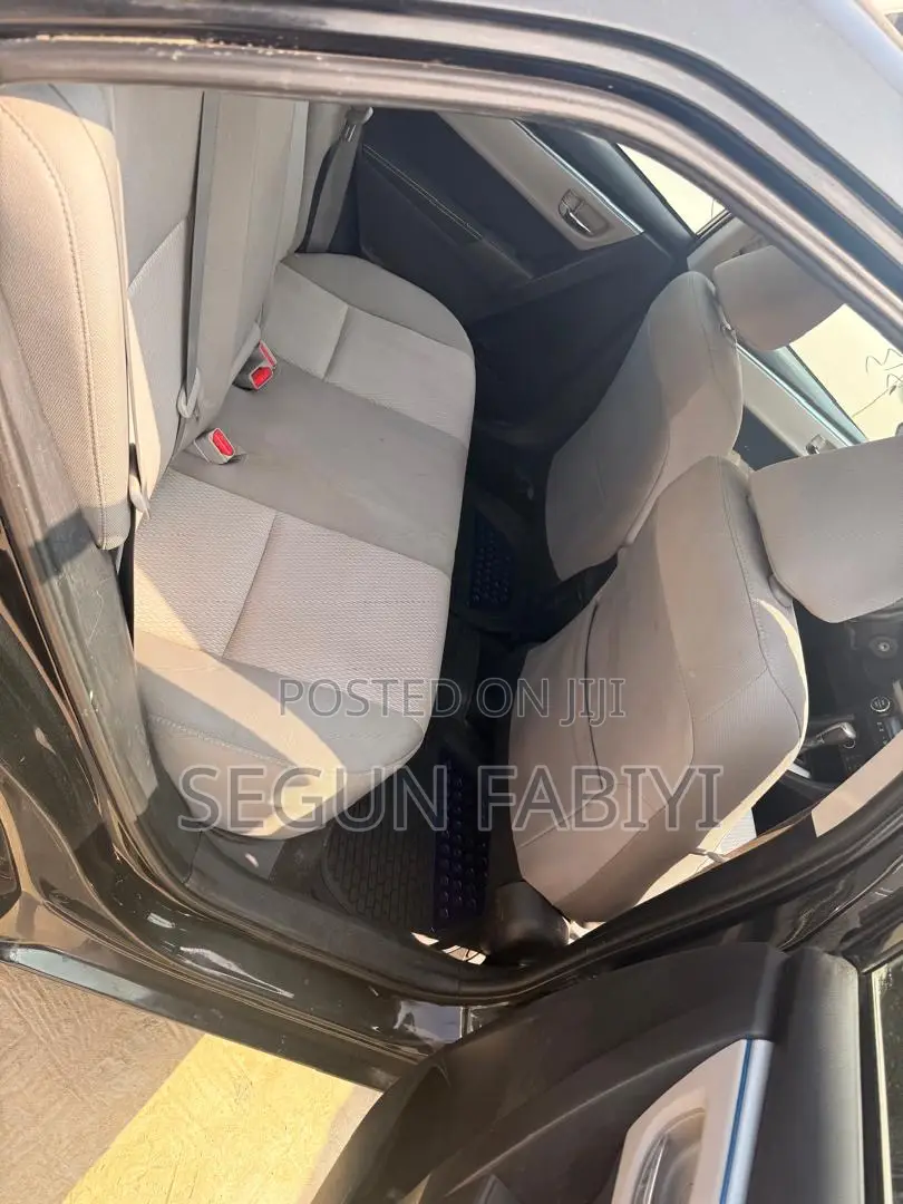 Toyota Corolla 2015 Black