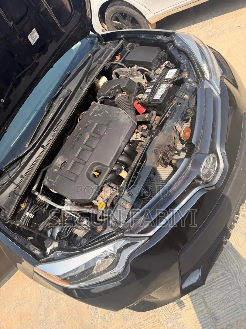 Toyota Corolla 2015 Black
