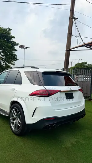 Mercedes-Benz GLE-Class 2022 White
