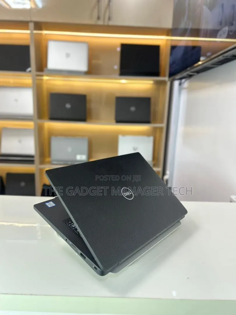 Laptop Dell Latitude 7300 8GB Intel Core i5 SSD 256GB