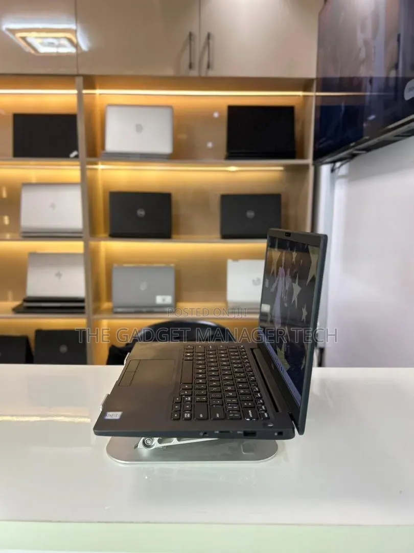 Laptop Dell Latitude 7300 8GB Intel Core i5 SSD 256GB