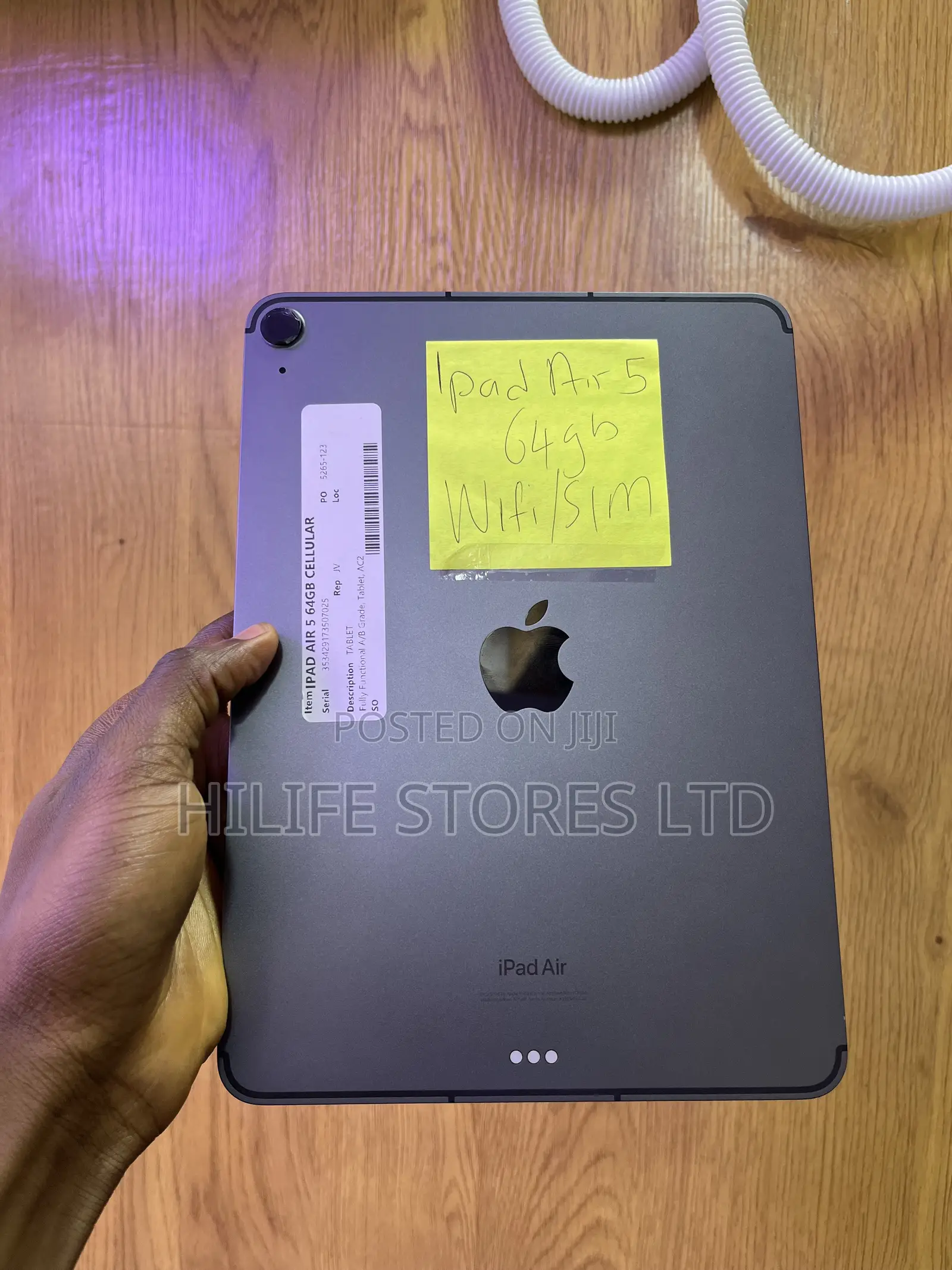 Apple iPad Air (2022) 64 GB Gray