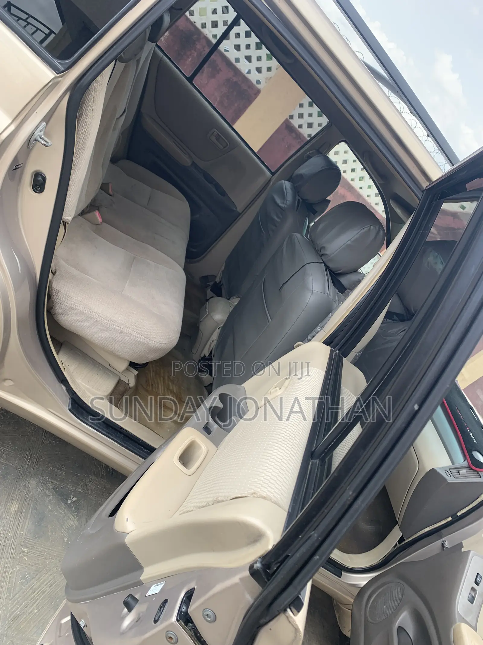 Toyota Highlander V6 2005 Gold