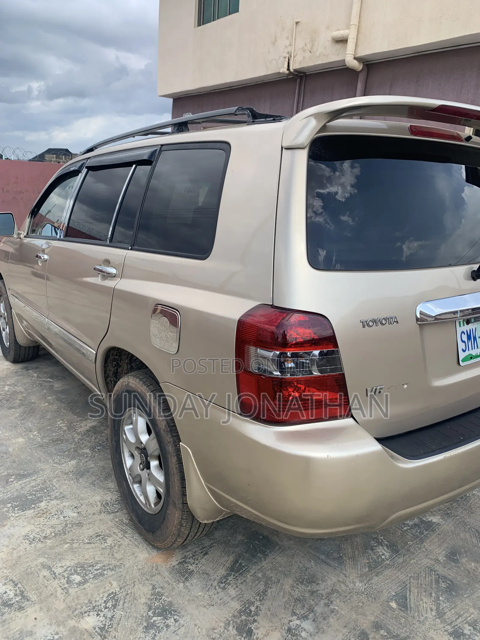 Toyota Highlander V6 2005 Gold
