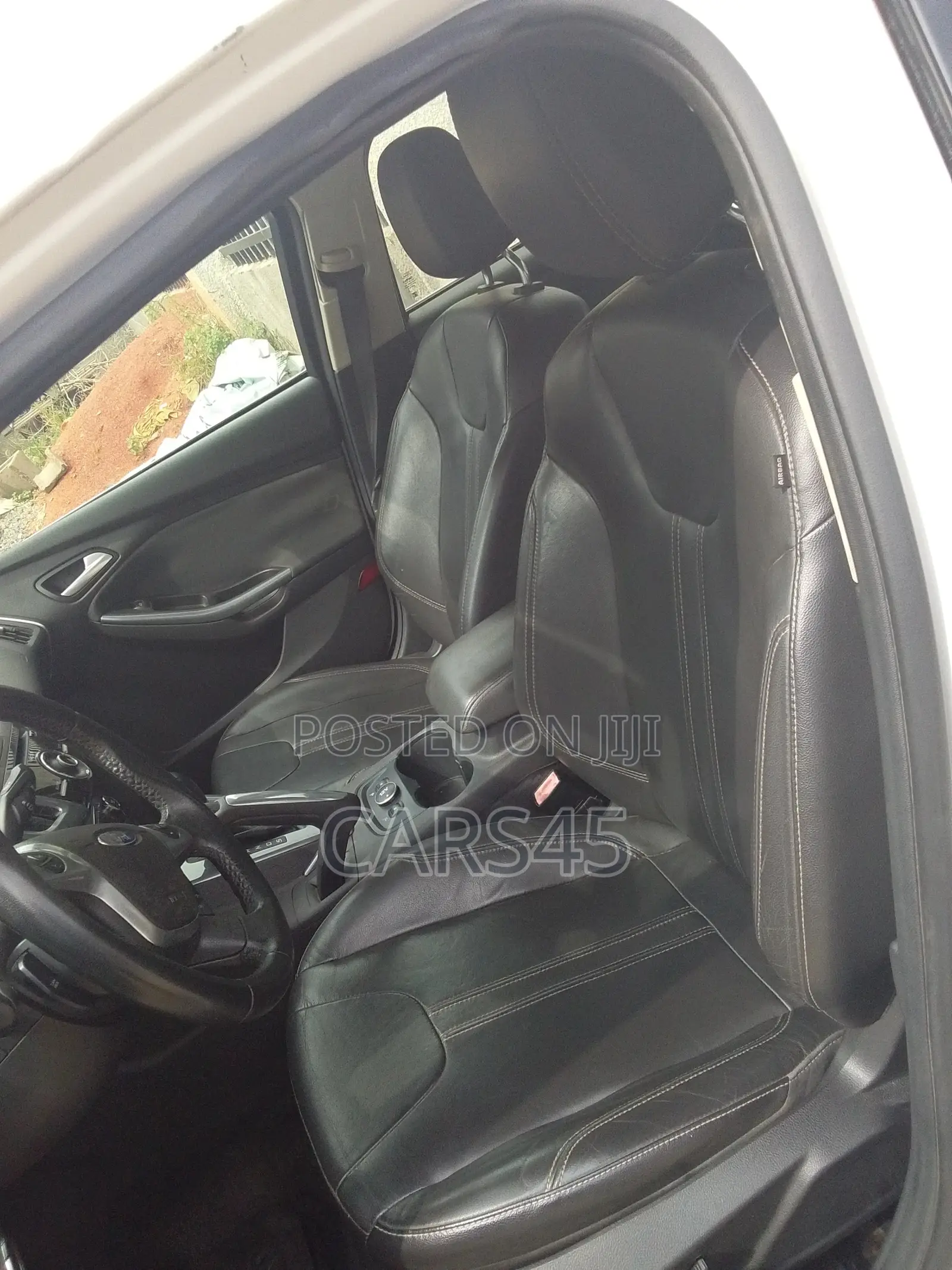 Ford Focus 2012 White