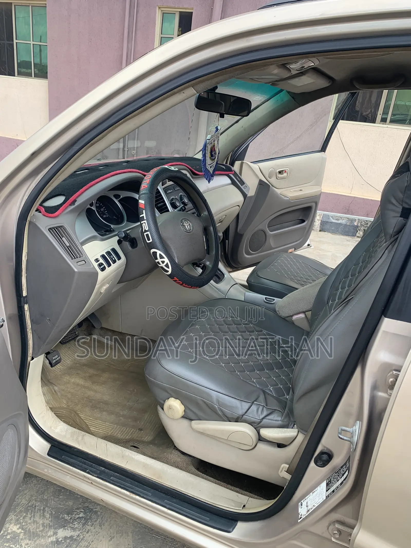 Toyota Highlander V6 2005 Gold