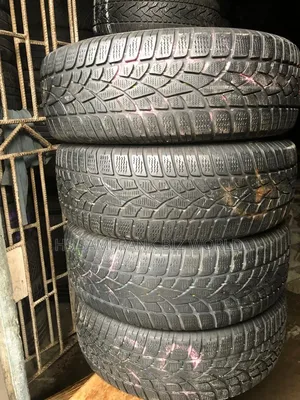 235 65 R17 Dunlop