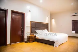 Furnished 1bdrm Apartment in Private, Wuye for rent