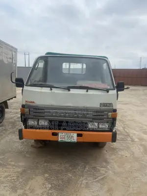 Toyota Dyna 150 boxTruck – Manual – Very Clean – Ready for Work