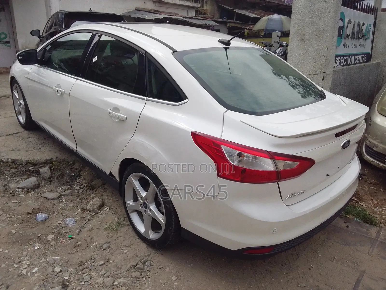 Ford Focus 2012 White