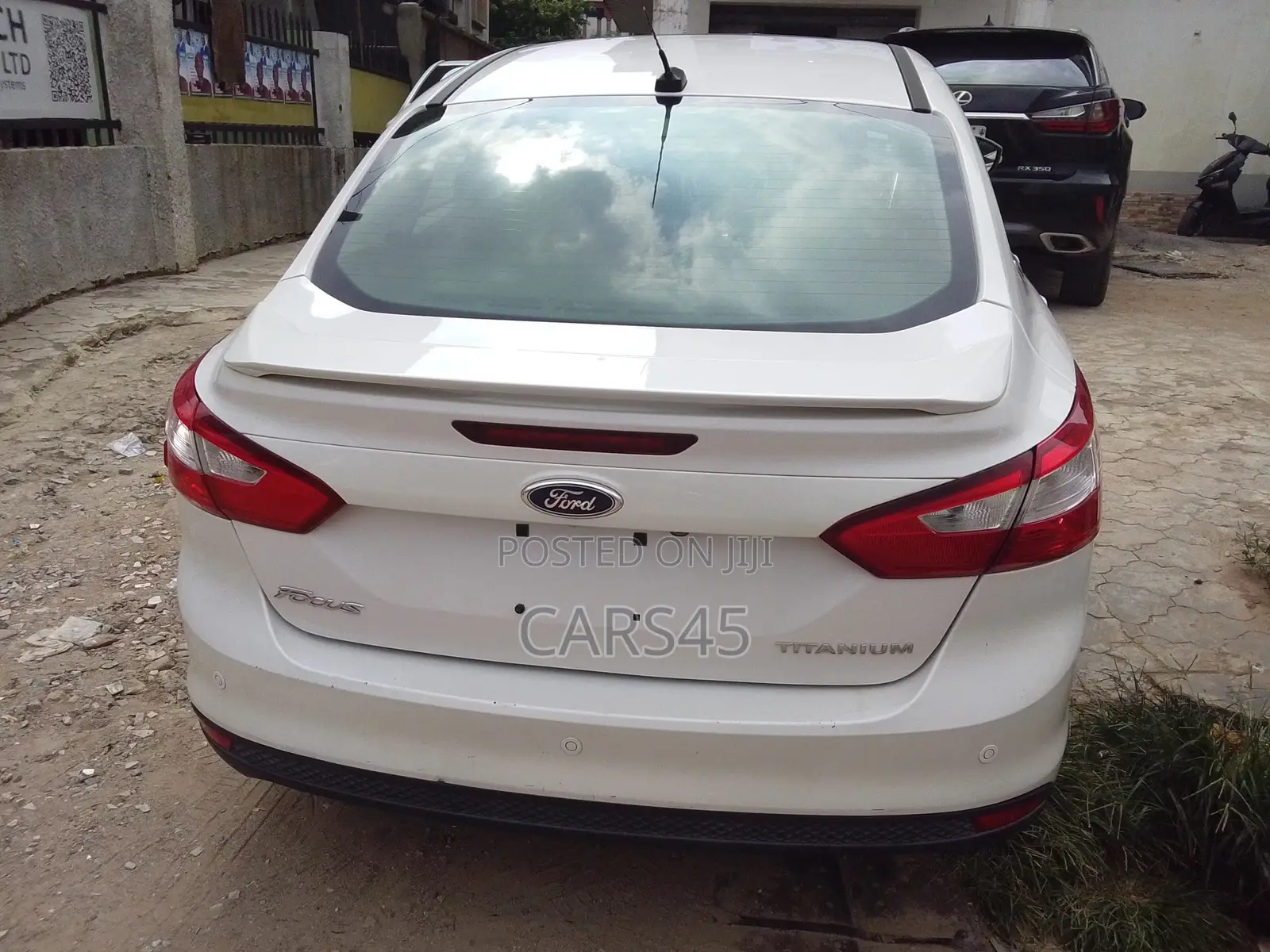 Ford Focus 2012 White