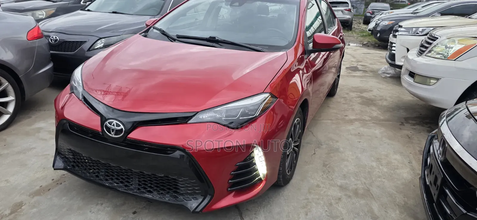Toyota Corolla XSE (1.8L 4cyl 2A) 2019 Red