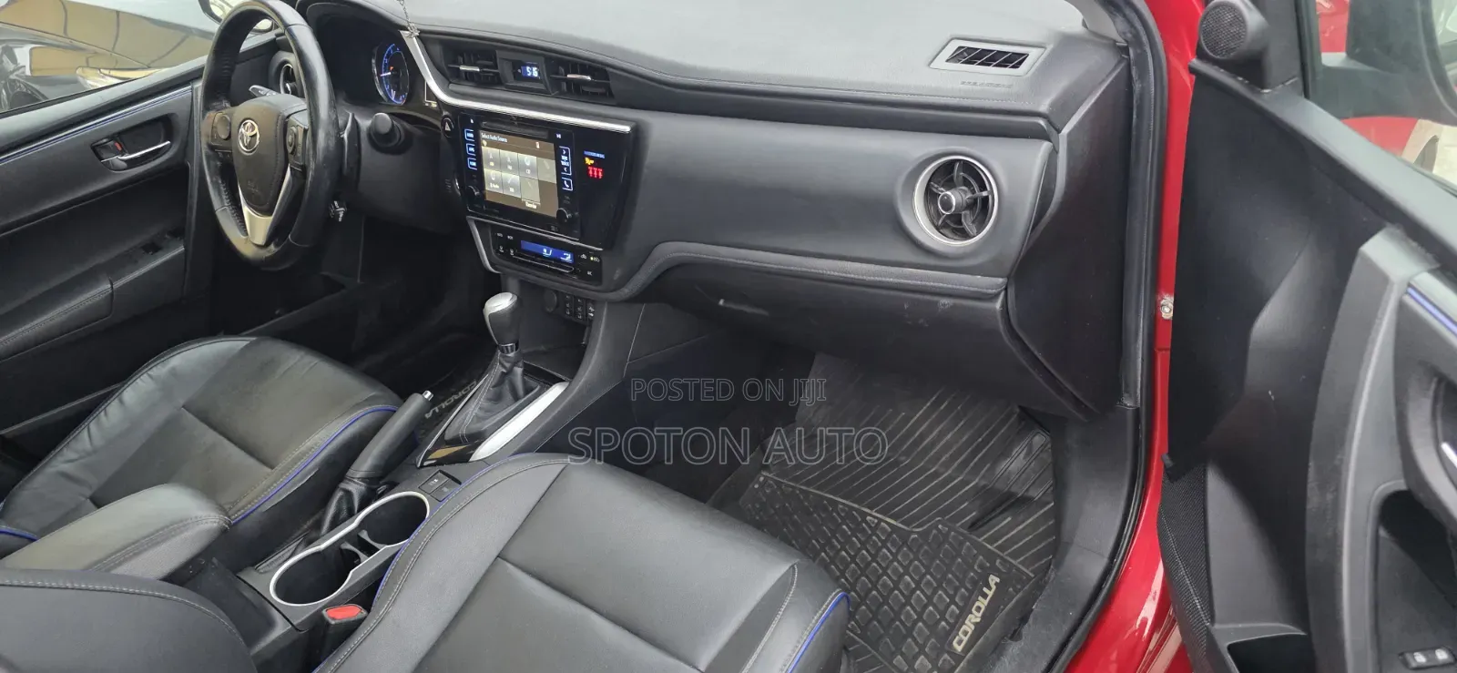 Toyota Corolla XSE (1.8L 4cyl 2A) 2019 Red