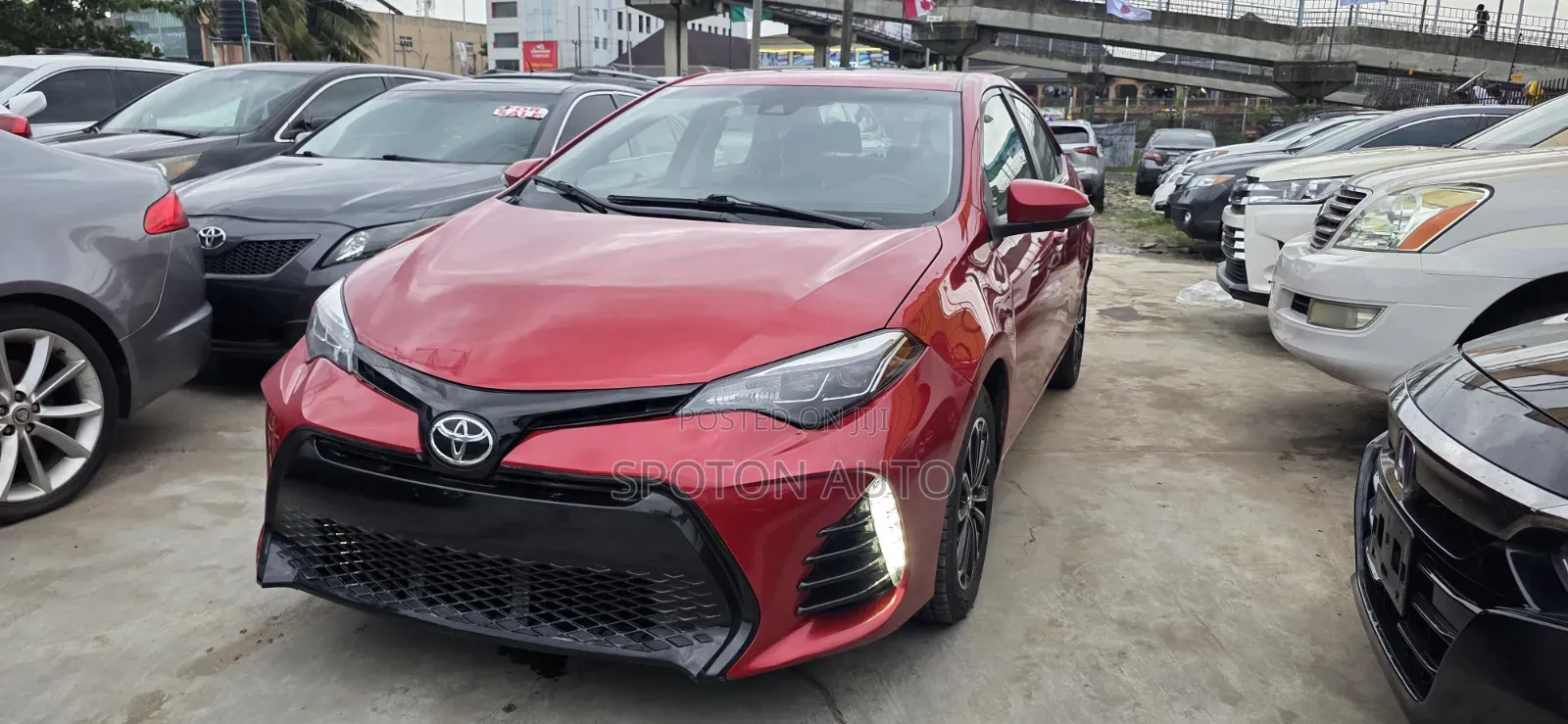 Toyota Corolla XSE (1.8L 4cyl 2A) 2019 Red