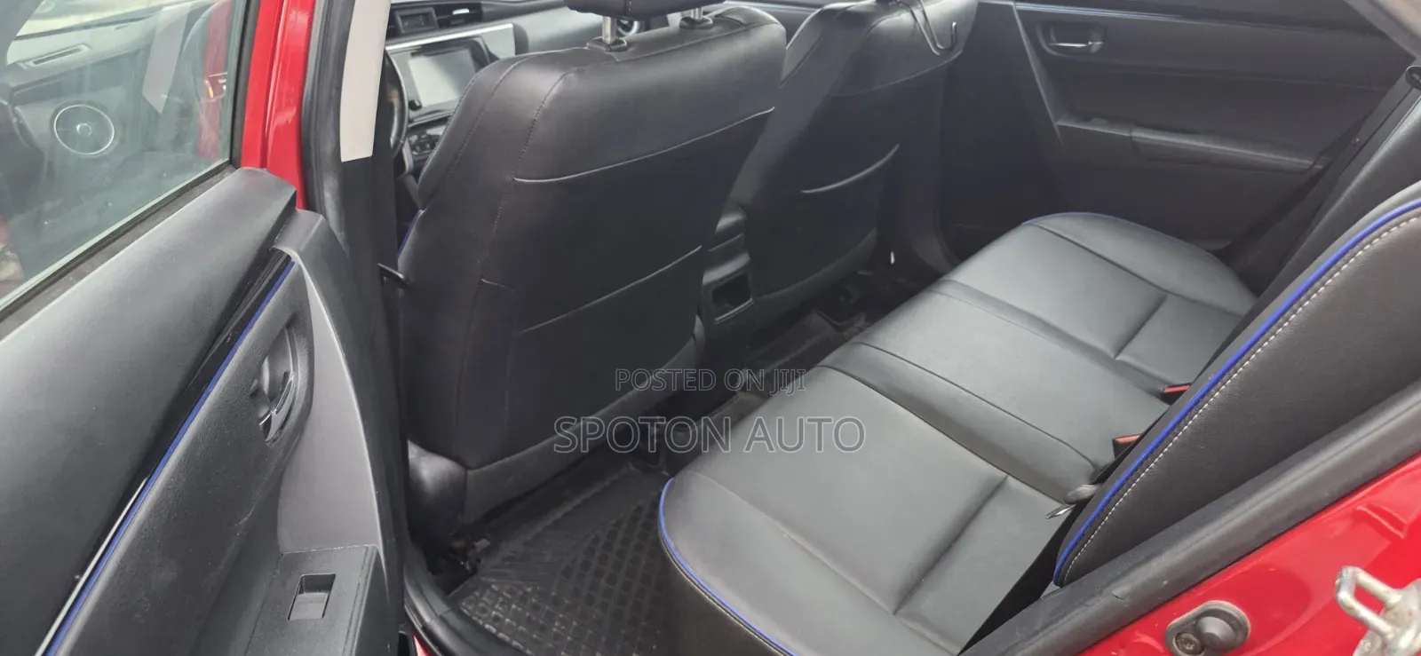 Toyota Corolla XSE (1.8L 4cyl 2A) 2019 Red
