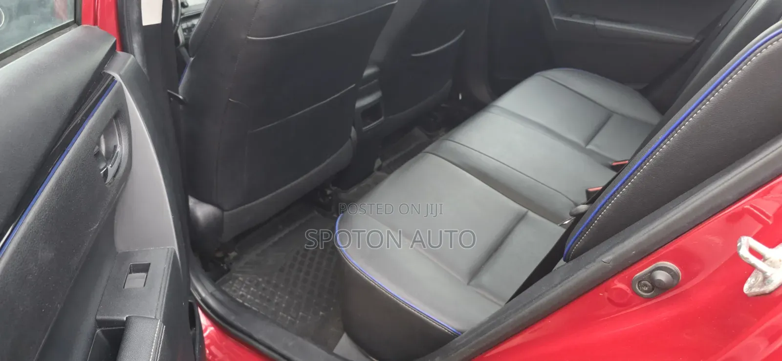 Toyota Corolla XSE (1.8L 4cyl 2A) 2019 Red
