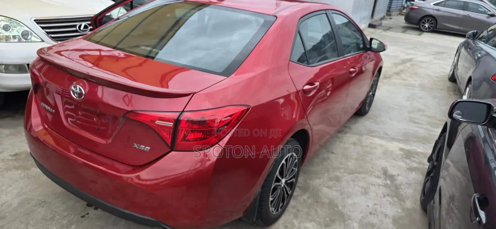 Toyota Corolla XSE (1.8L 4cyl 2A) 2019 Red