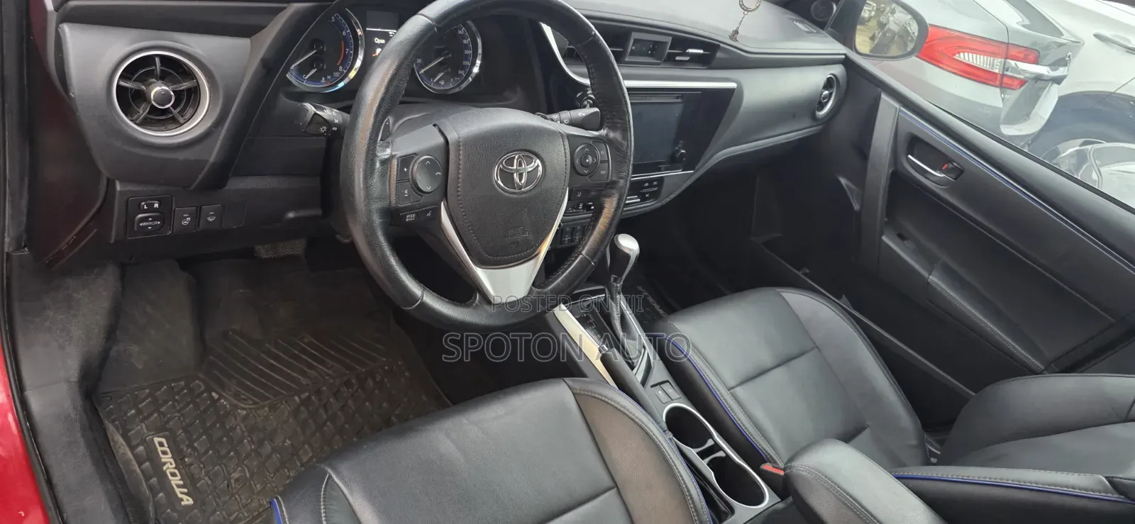 Toyota Corolla XSE (1.8L 4cyl 2A) 2019 Red