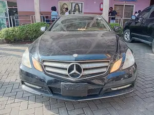 Mercedes-Benz E350 Base 2dr Coupe RWD (3.5L 6cyl 7A) 2012 Black