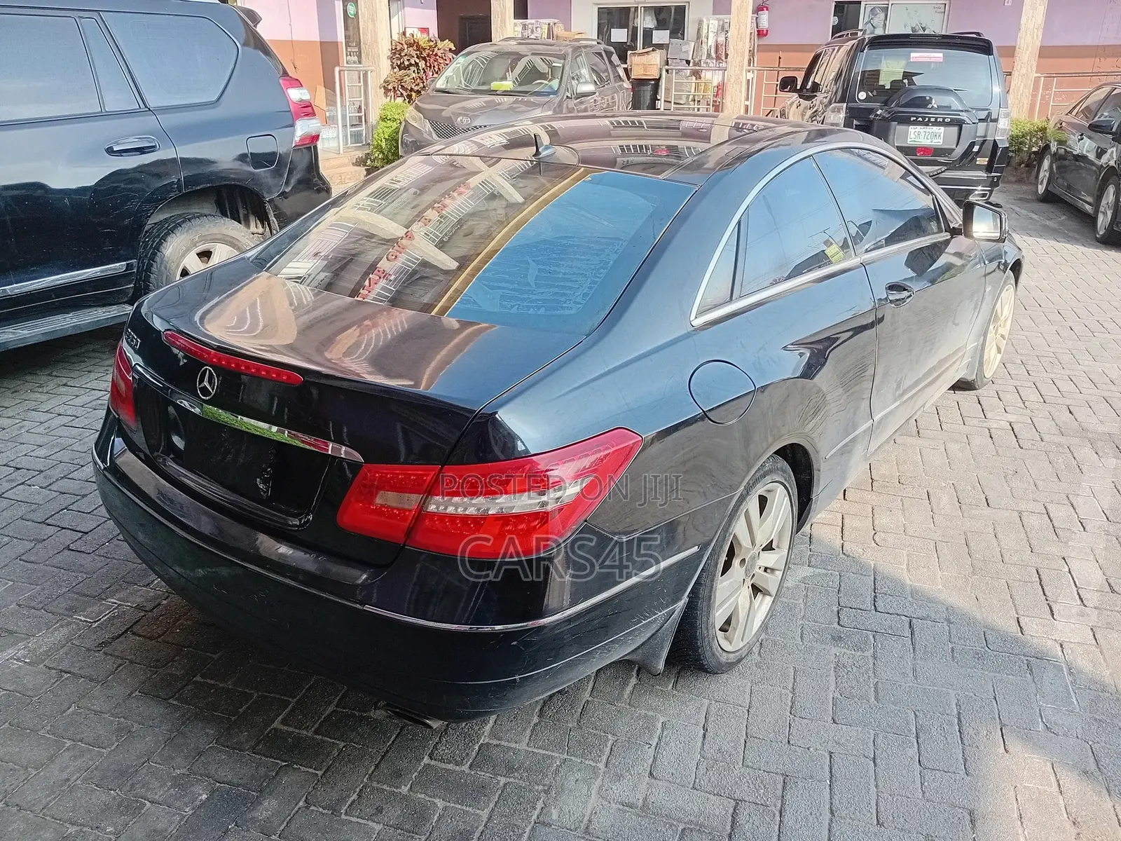 Mercedes-Benz E350 Base 2dr Coupe RWD (3.5L 6cyl 7A) 2012 Black