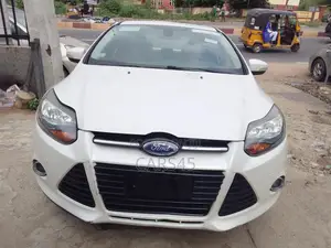 Ford Focus 2012 White