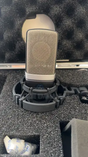 Akg C214 Condenser Microphone