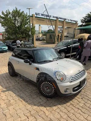 Mini Cooper 2011 Silver