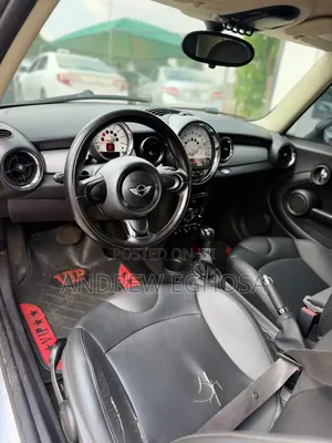 Mini Cooper 2011 Silver