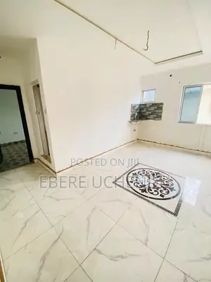 Mini Flat in Randle Avenue for rent